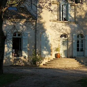 Manoir Larcouillet , Merles France